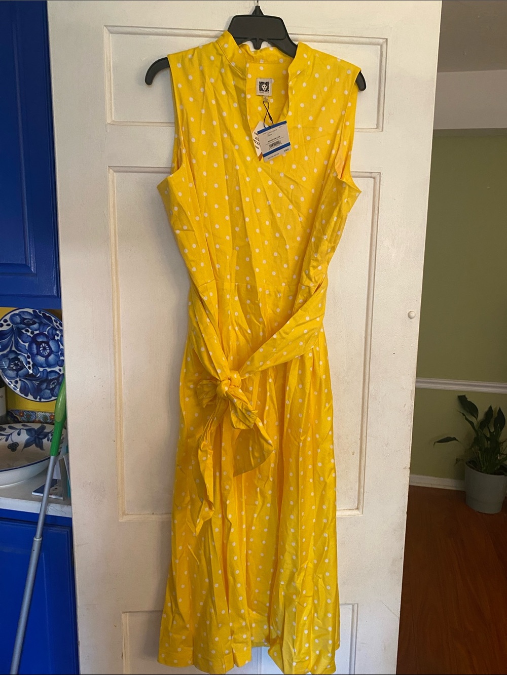 Anne Klein Yellow Polka Dot Sleeveless Maxi Dress with Tie Waist.  Size XL